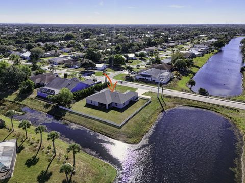 2501 SE Mariposa Avenue Port St Lucie FL 34952