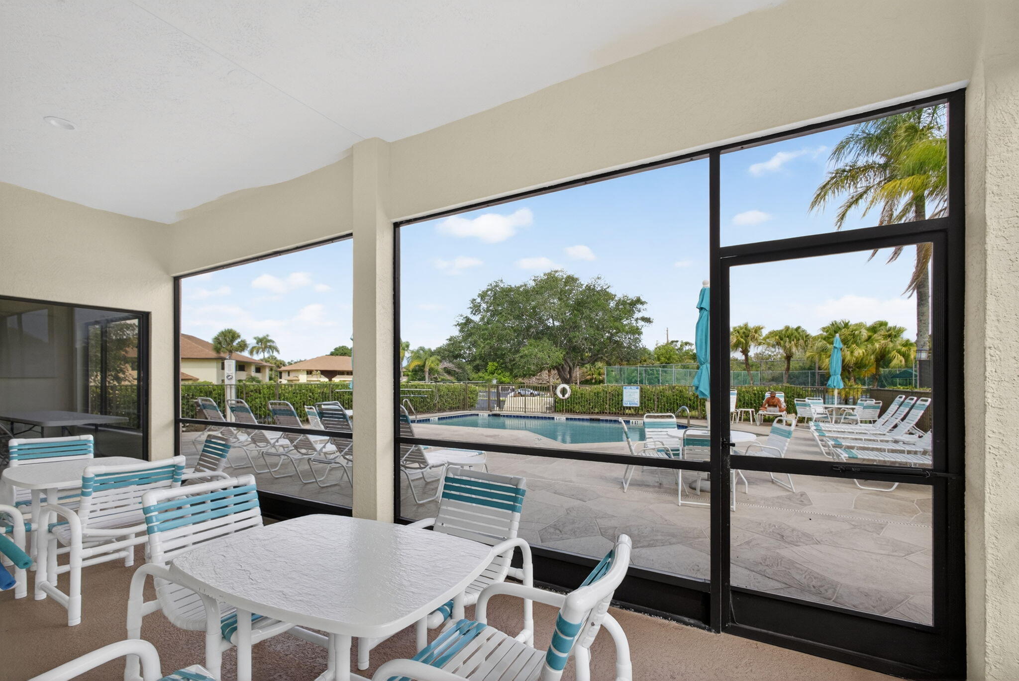 WILLIAMSBURG AT HERITAGE RIDGE CONDO - Residential