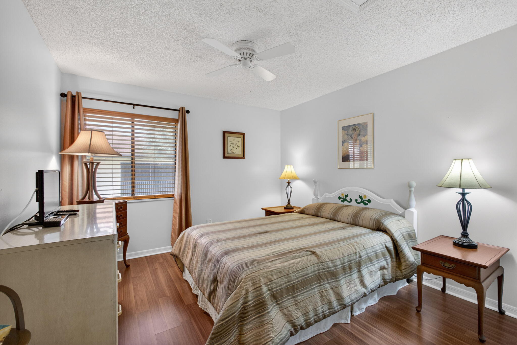 WILLIAMSBURG AT HERITAGE RIDGE CONDO - Residential
