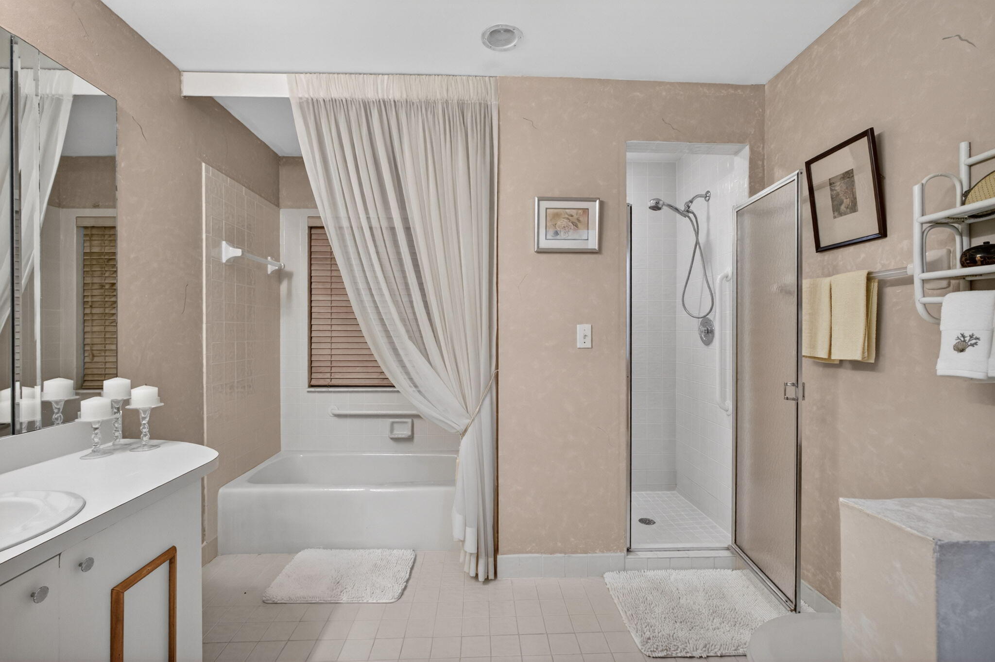 WILLIAMSBURG AT HERITAGE RIDGE CONDO - Residential
