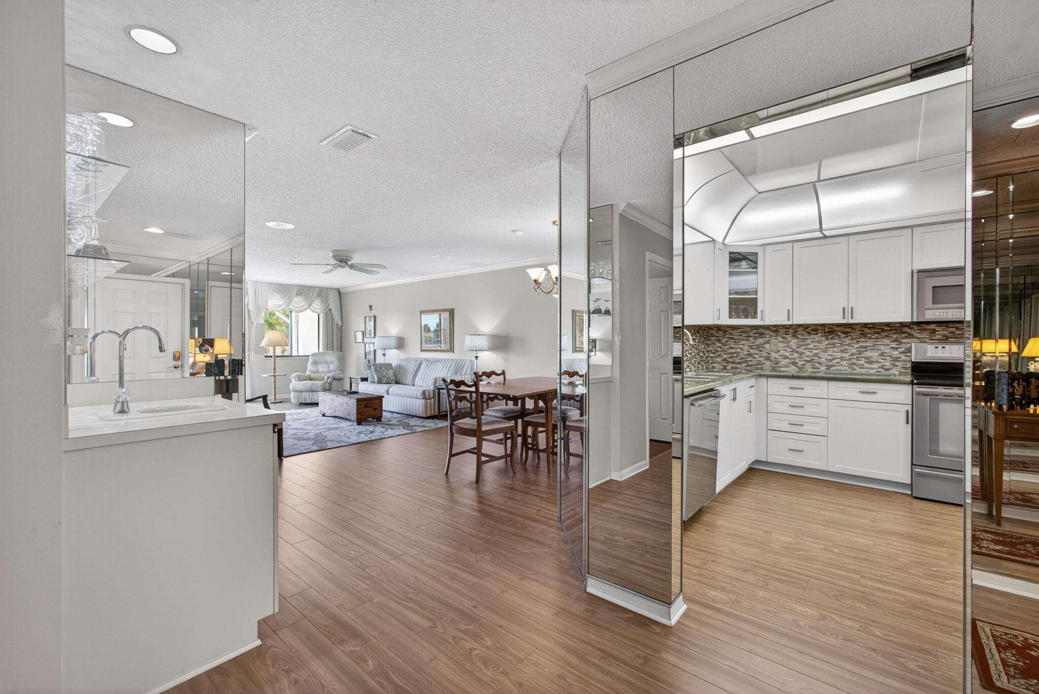 WILLIAMSBURG AT HERITAGE RIDGE CONDO - Residential