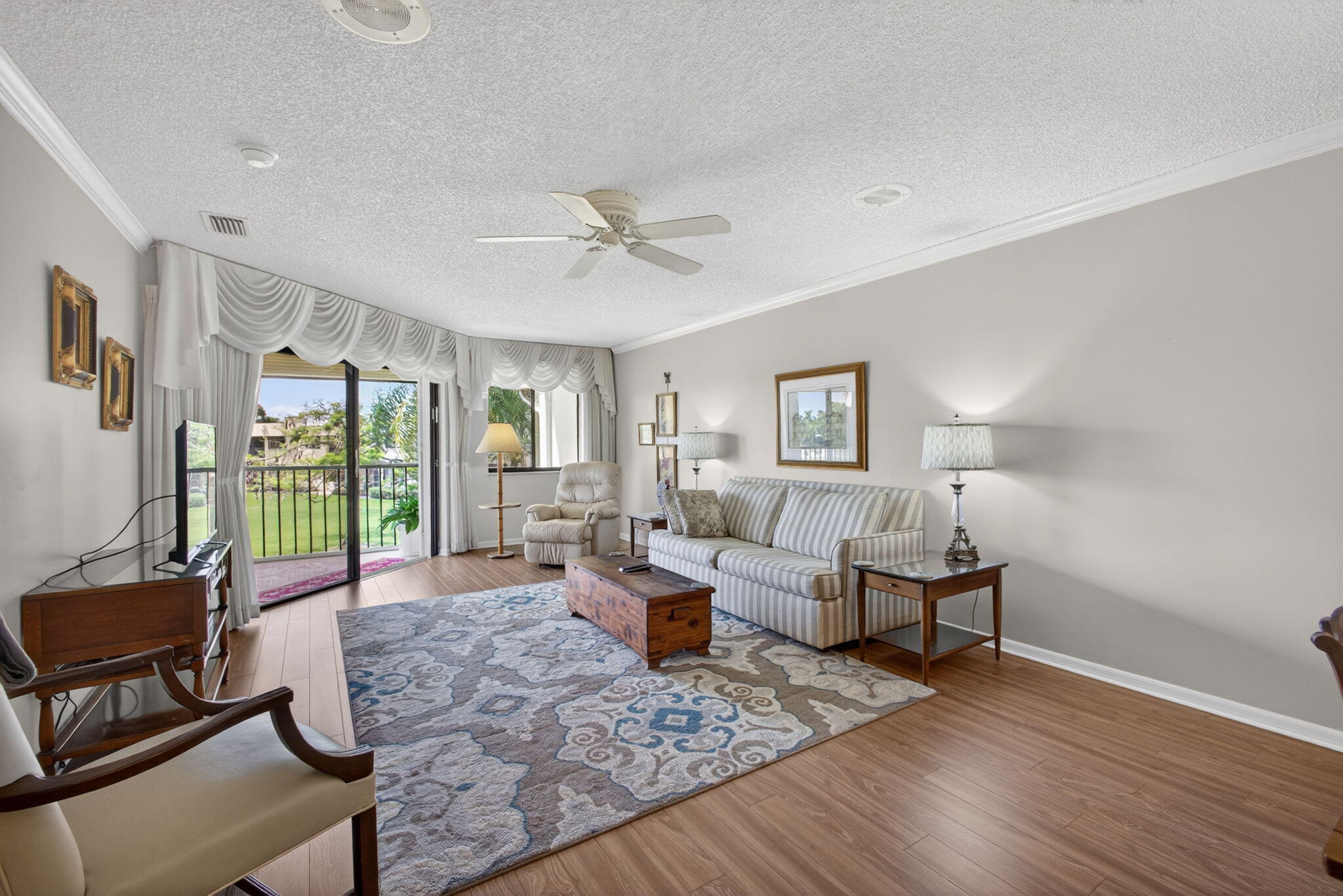 WILLIAMSBURG AT HERITAGE RIDGE CONDO - Residential