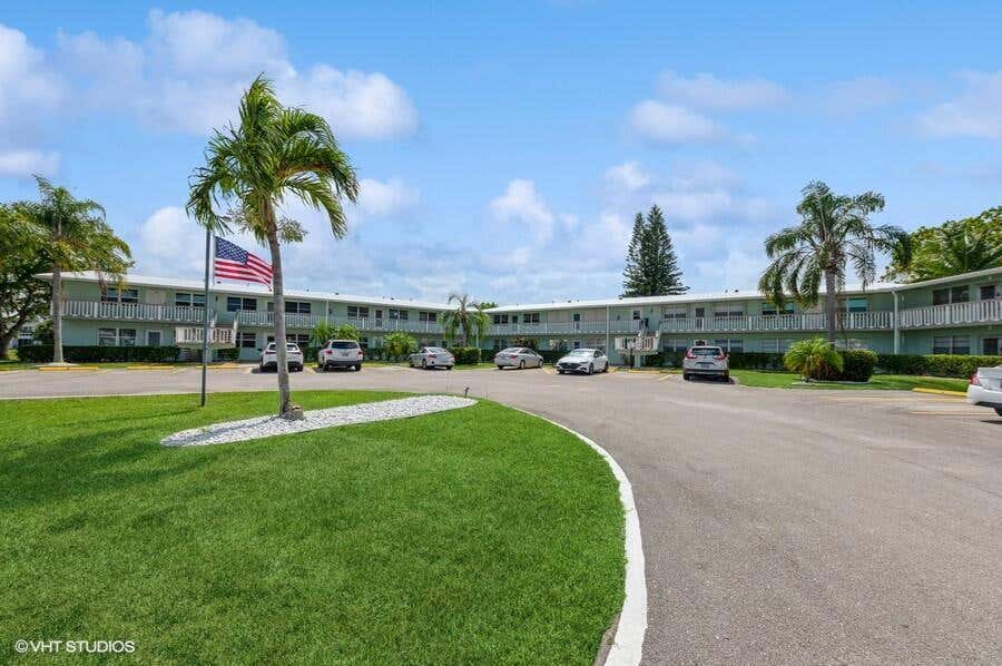 Photo of 118 SOMERSET F, West Palm Beach, FL 33417 (MLS # B26065333)