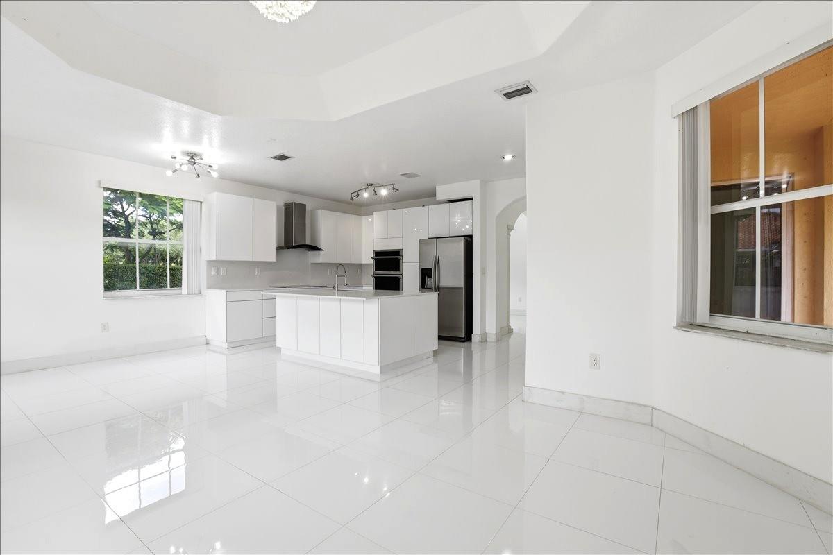 Nautica 164-36 B - Residential Lease