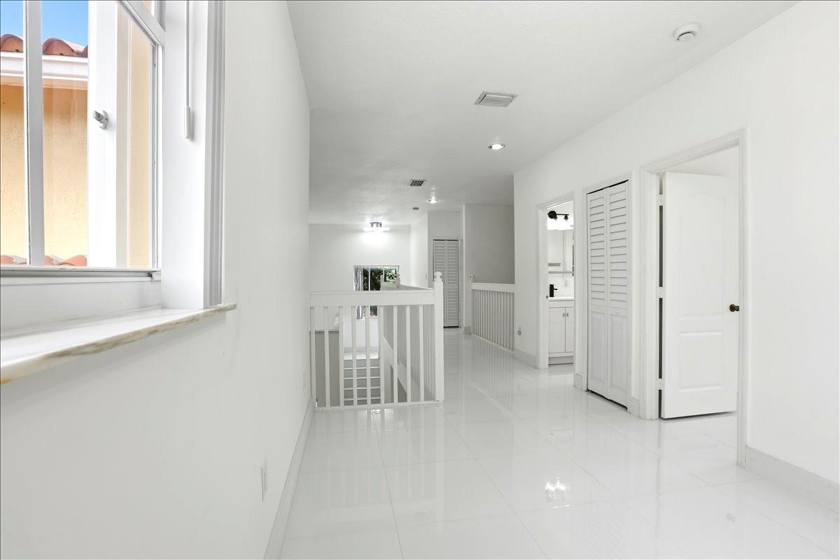 Nautica 164-36 B - Residential Lease