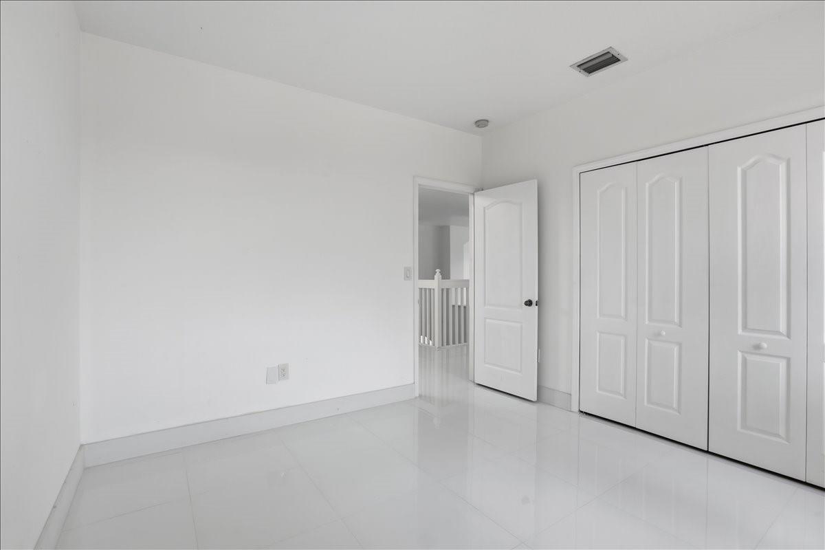 Nautica 164-36 B - Residential Lease