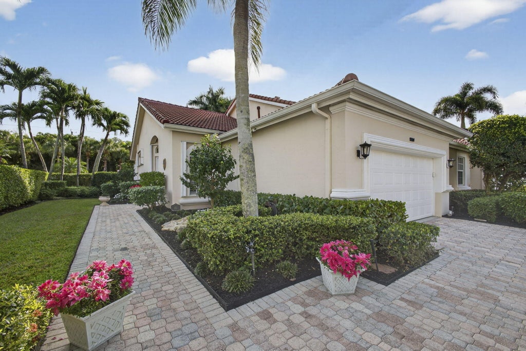 Photo of 8184 Sandpiper Way, West Palm Beach, FL 33412 (MLS # B26082801)