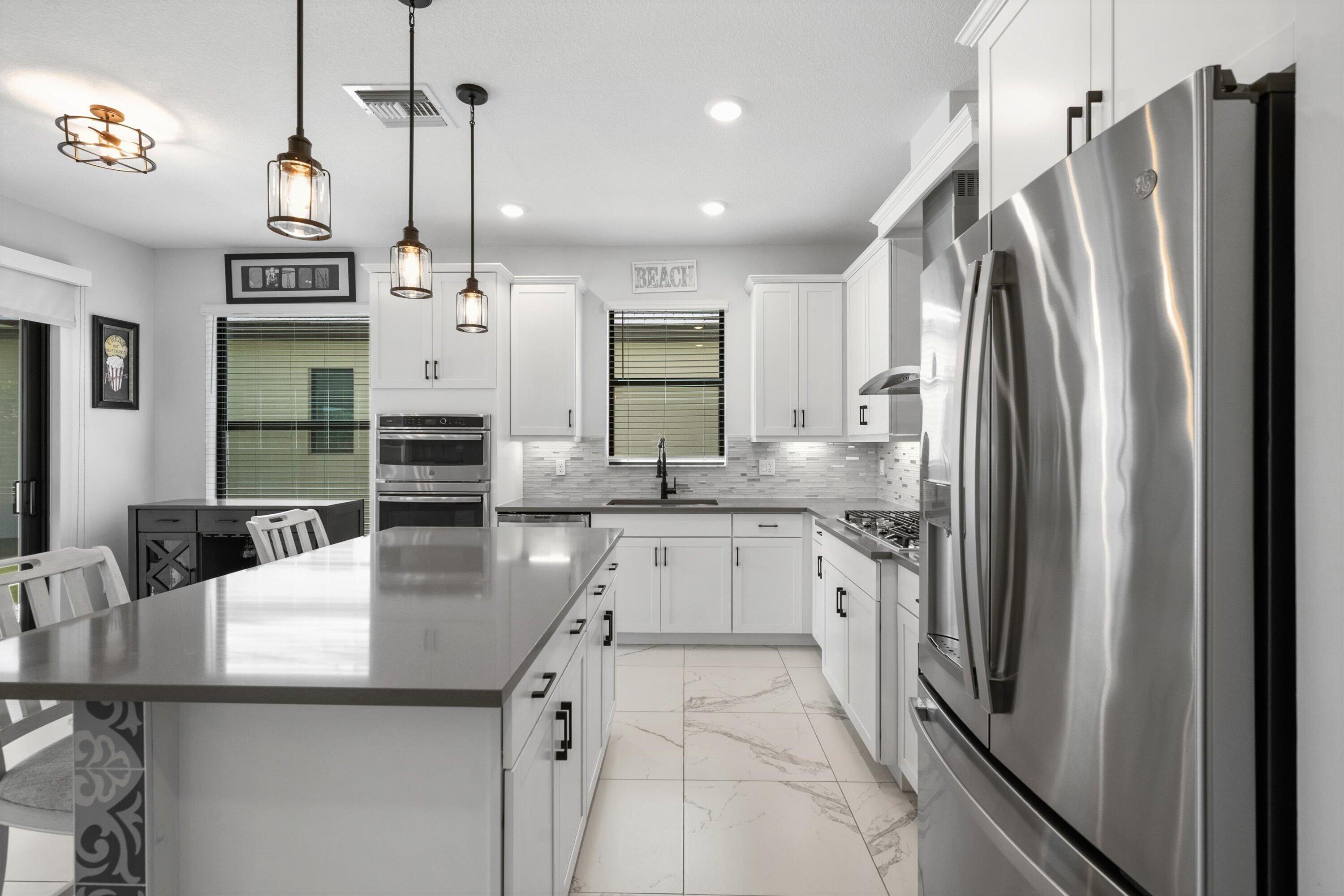 PALM MEADOWS ESTATES - Residential