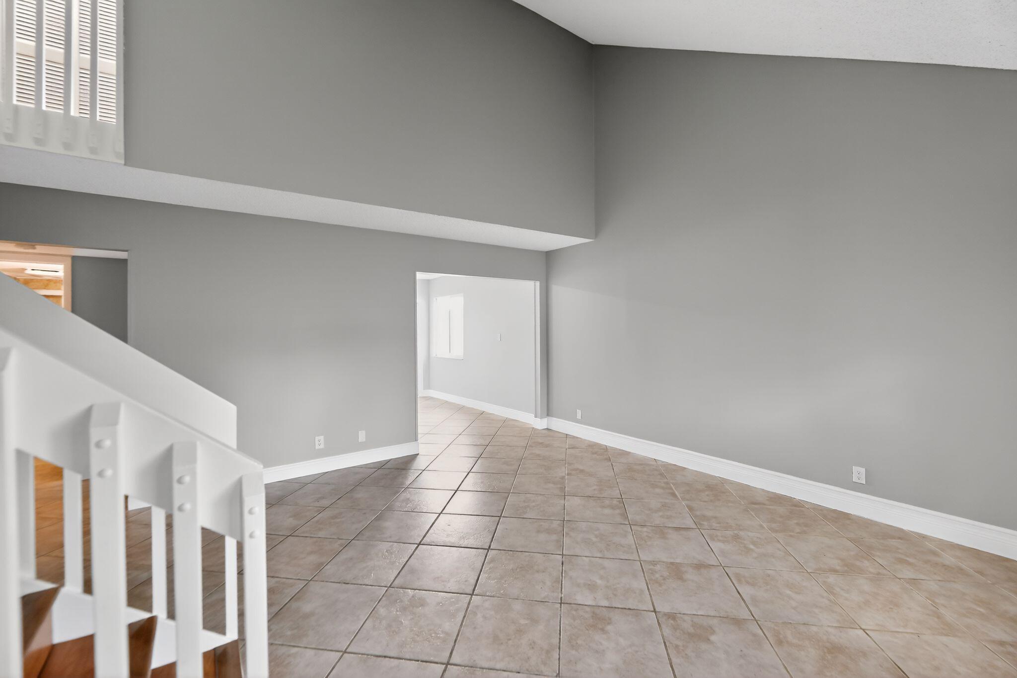 LAKES OF TARA UNIT 1 - Residential