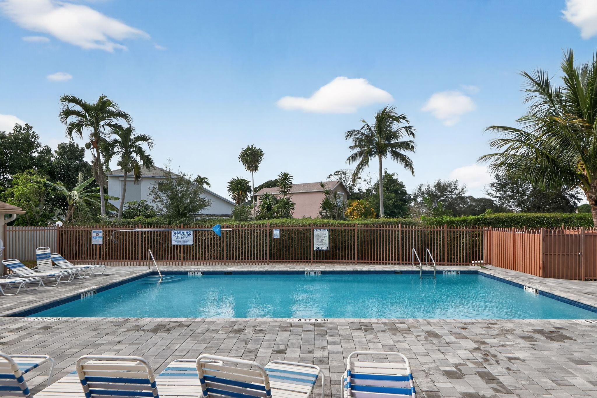 LAKES OF TARA UNIT 1 - Residential