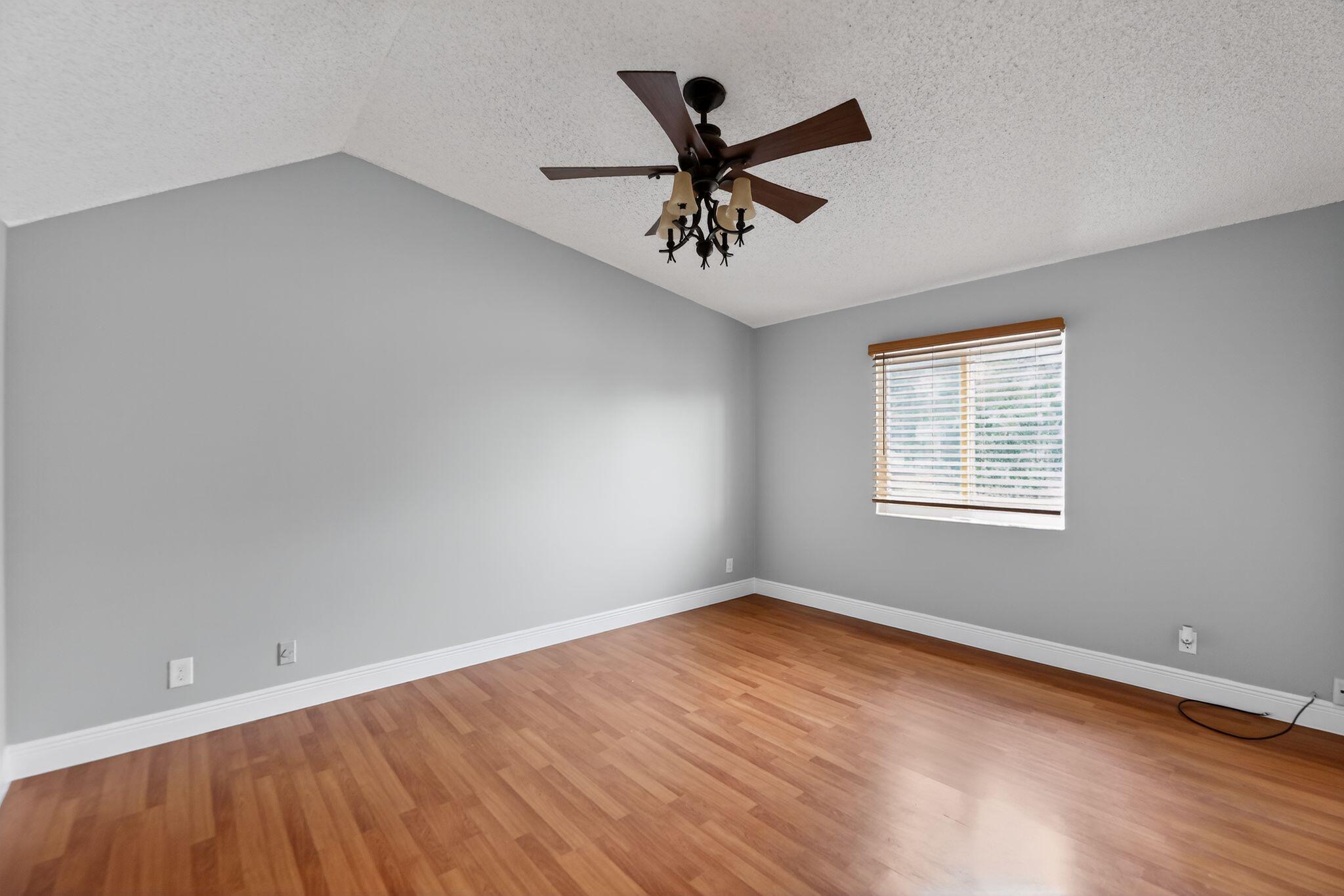 LAKES OF TARA UNIT 1 - Residential