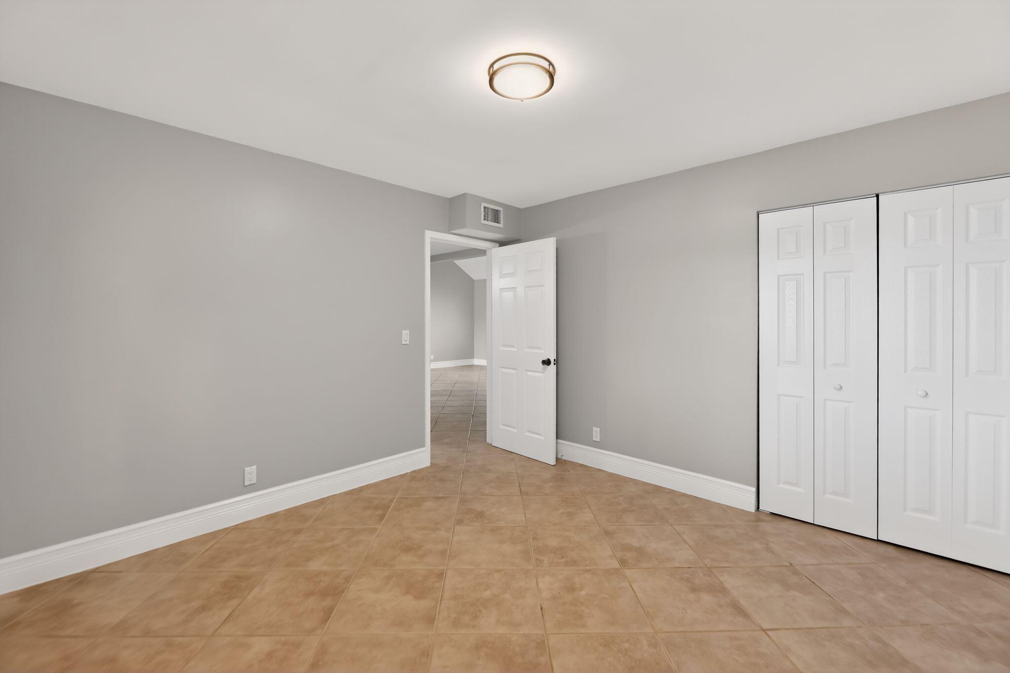 LAKES OF TARA UNIT 1 - Residential