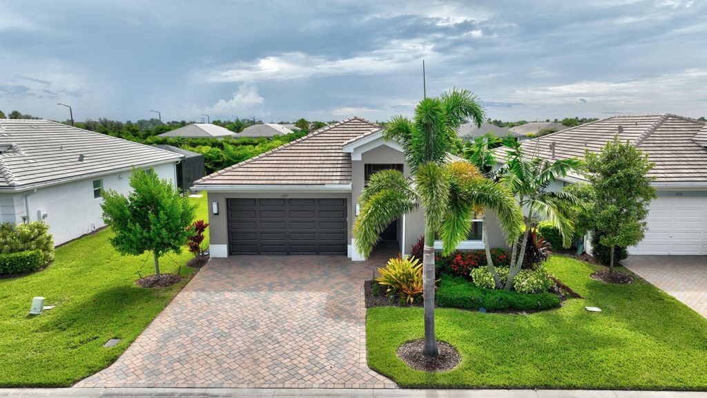 Photo of 11729 SW Silver Creek Avenue, Port Saint Lucie, FL 34987 (MLS # R11119373)