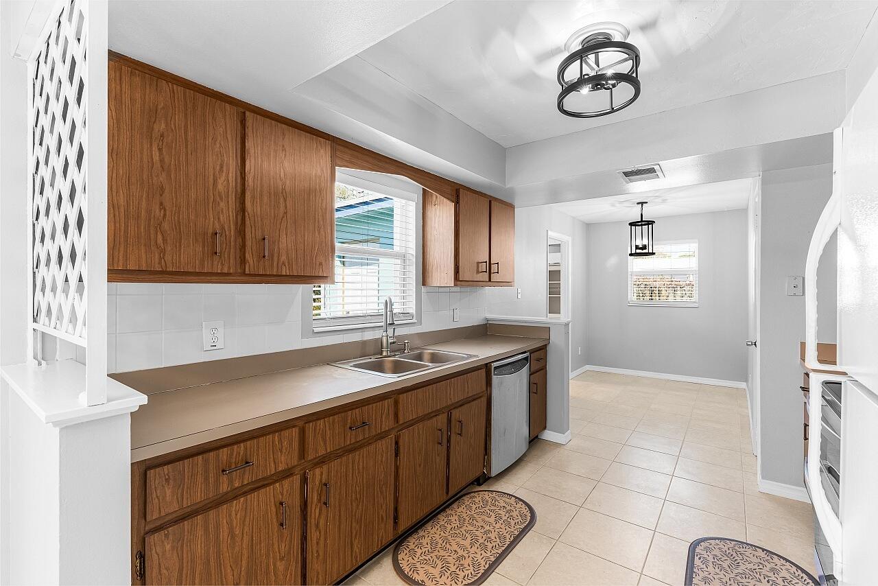 EASTVIEW GARDENS - Residential