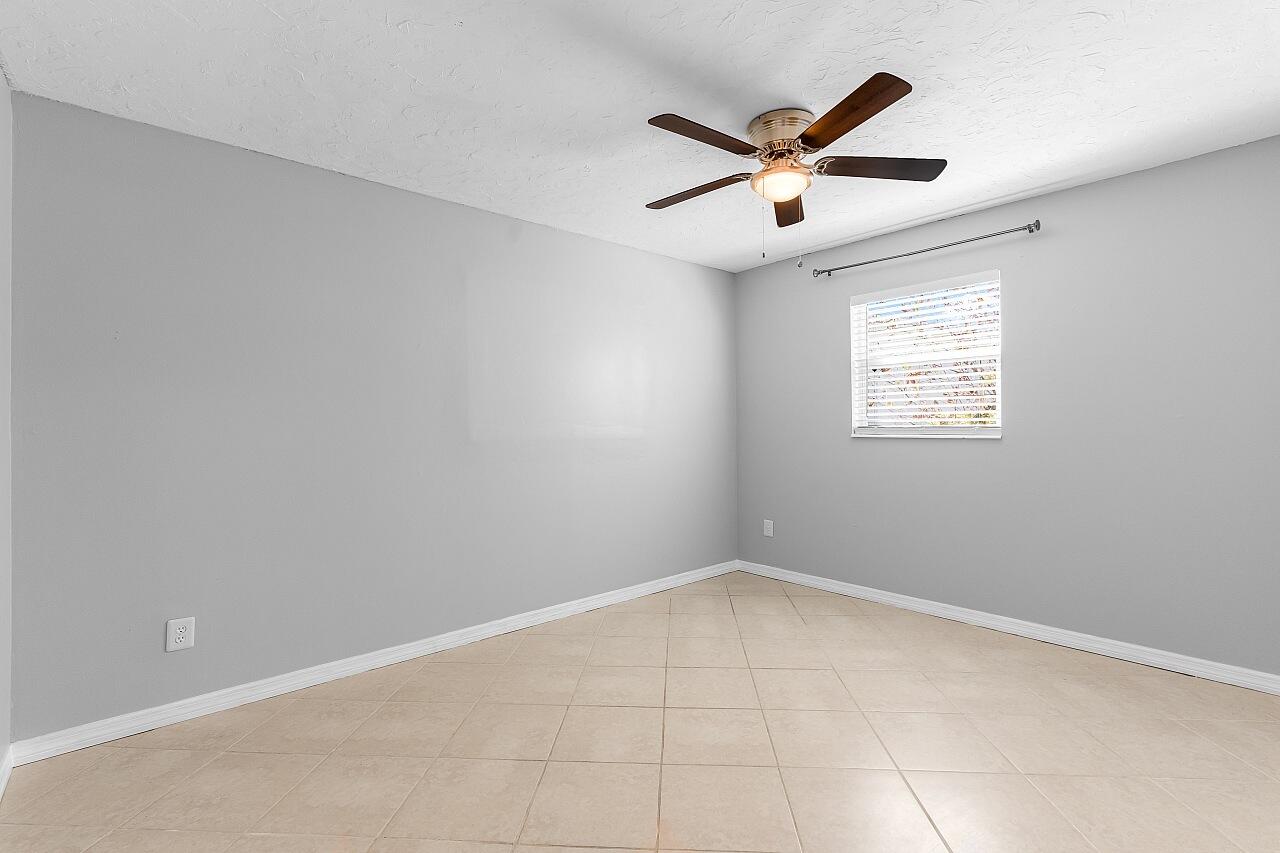 EASTVIEW GARDENS - Residential