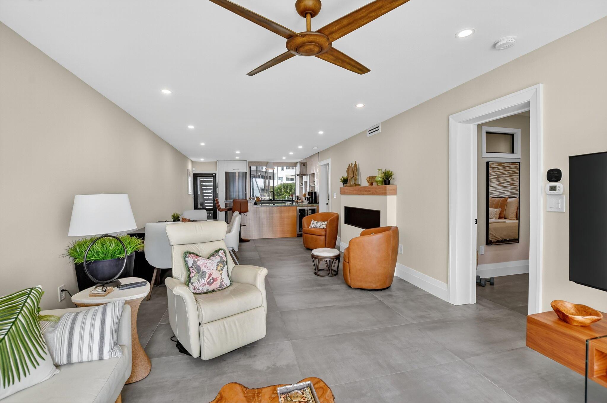 COVE BEACH CLUB - Residential Lease