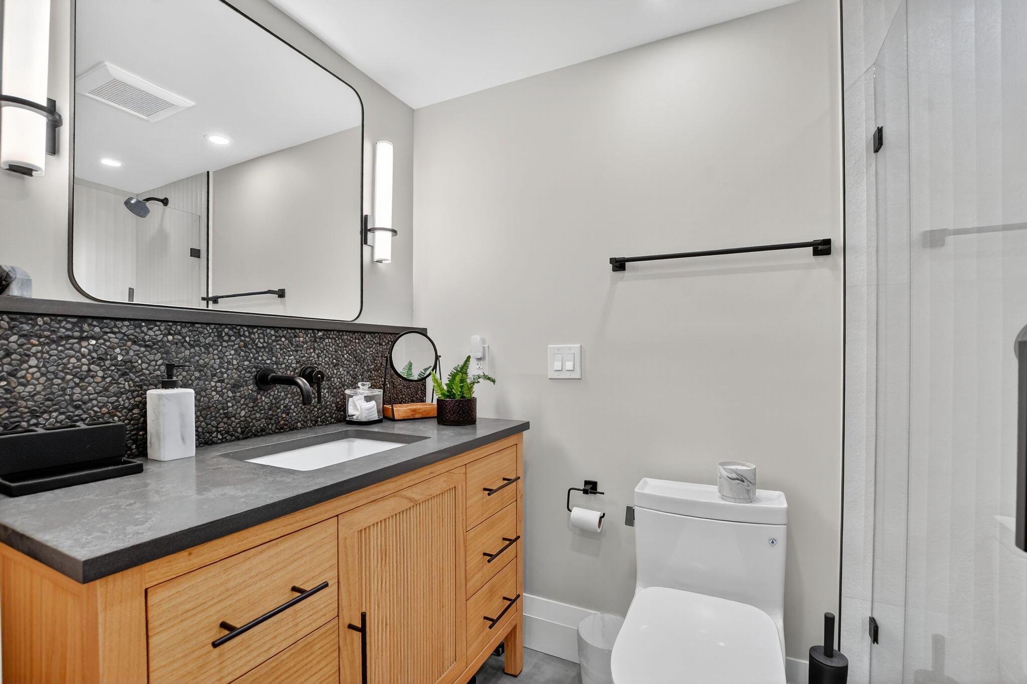 COVE BEACH CLUB - Residential Lease