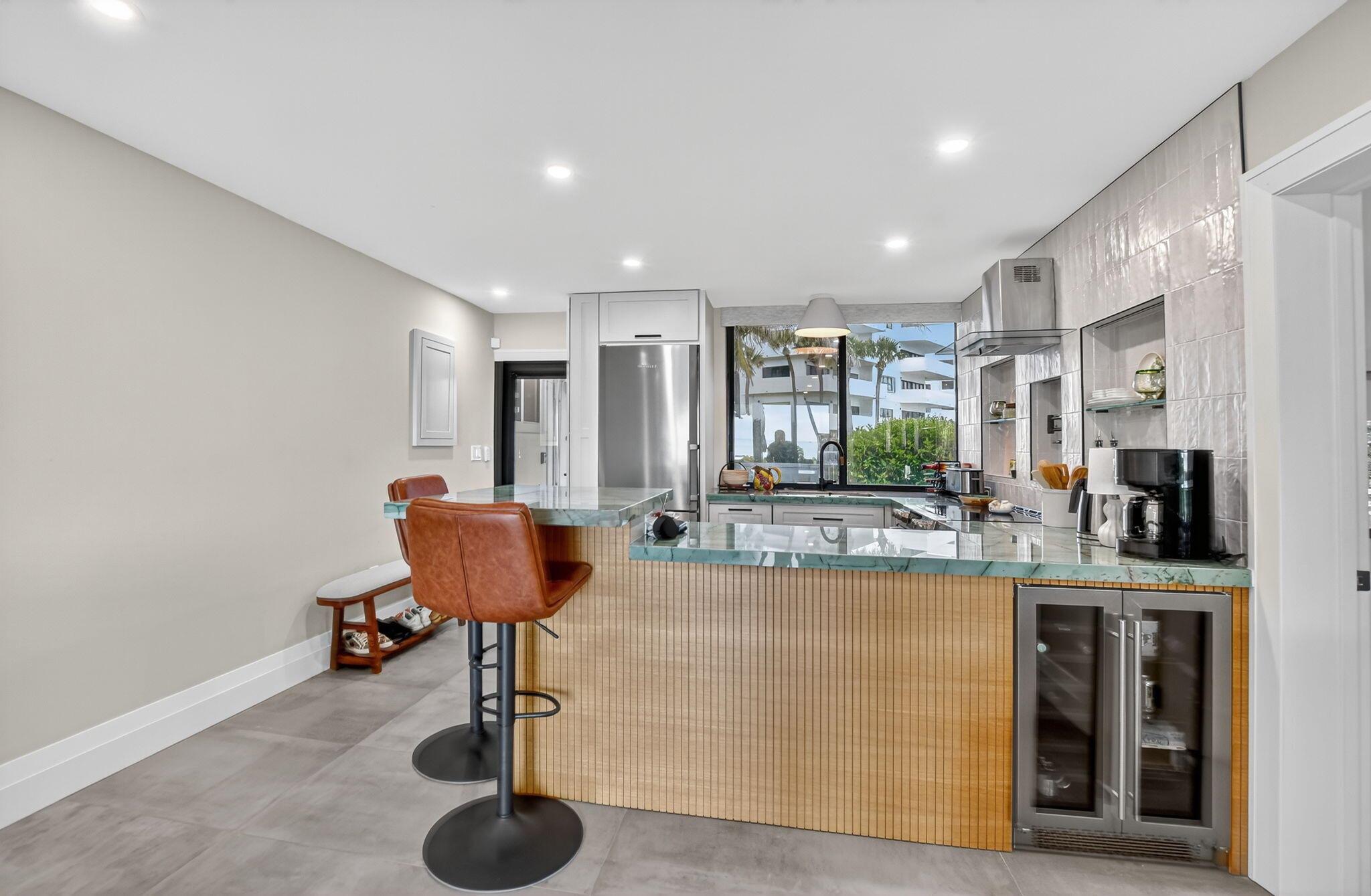 COVE BEACH CLUB - Residential Lease