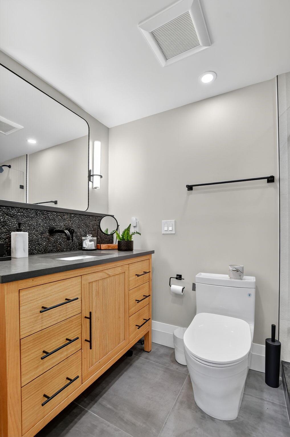 COVE BEACH CLUB - Residential Lease