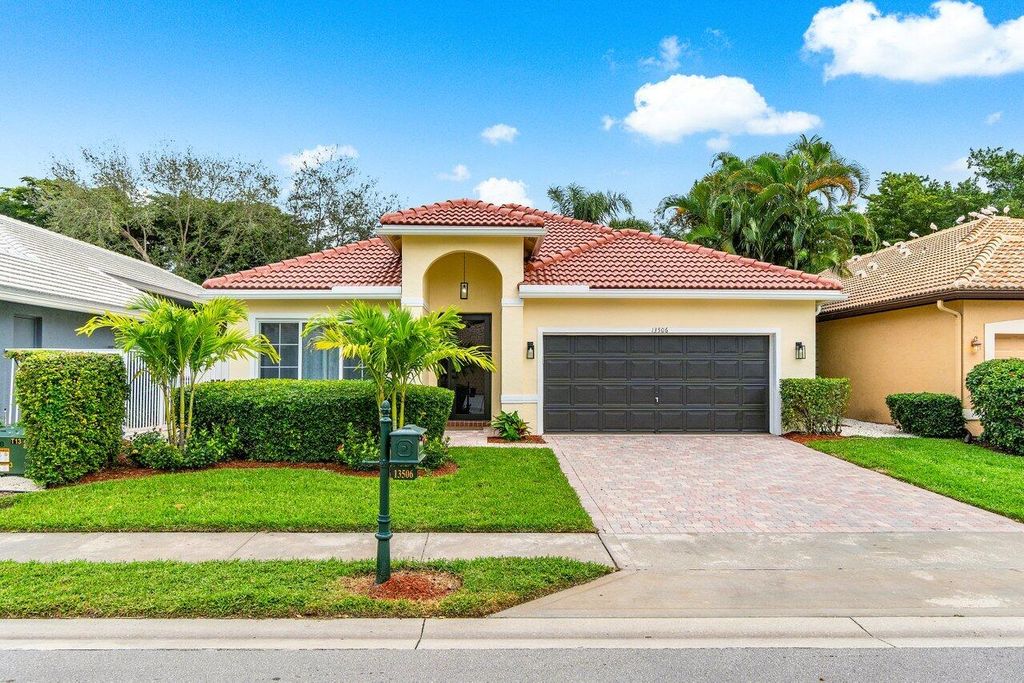 Photo of 13506 Carrick Green Court, Delray Beach, FL 33446 (MLS # R10946738)