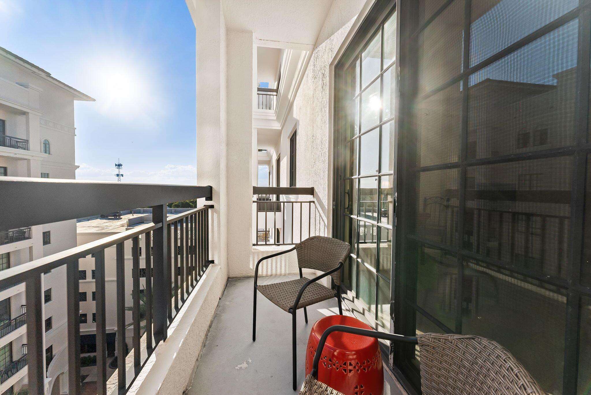 BOCA GRAND - Residential