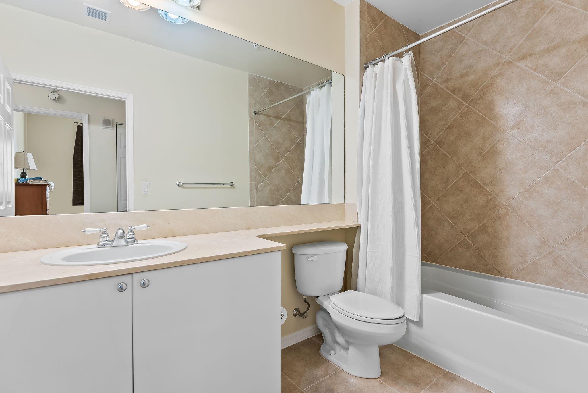 BOCA GRAND - Residential