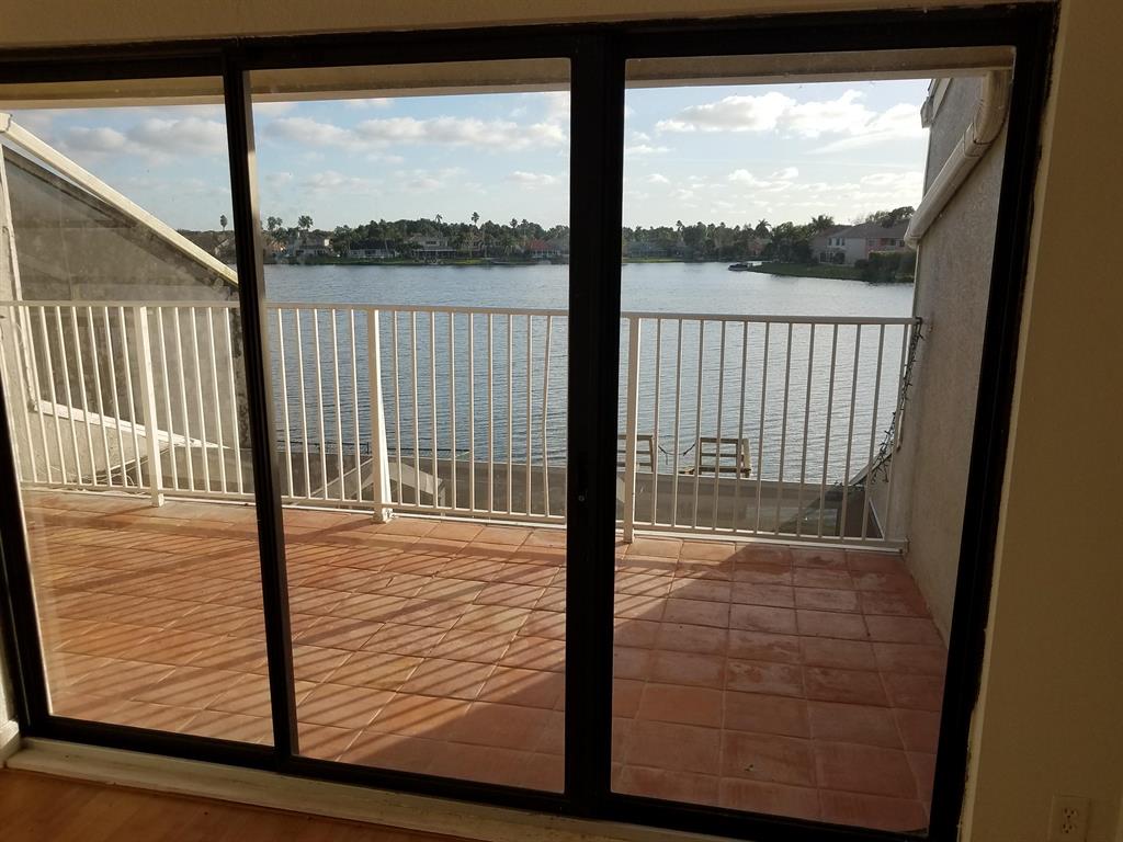 CYPRESS POINT - Residential