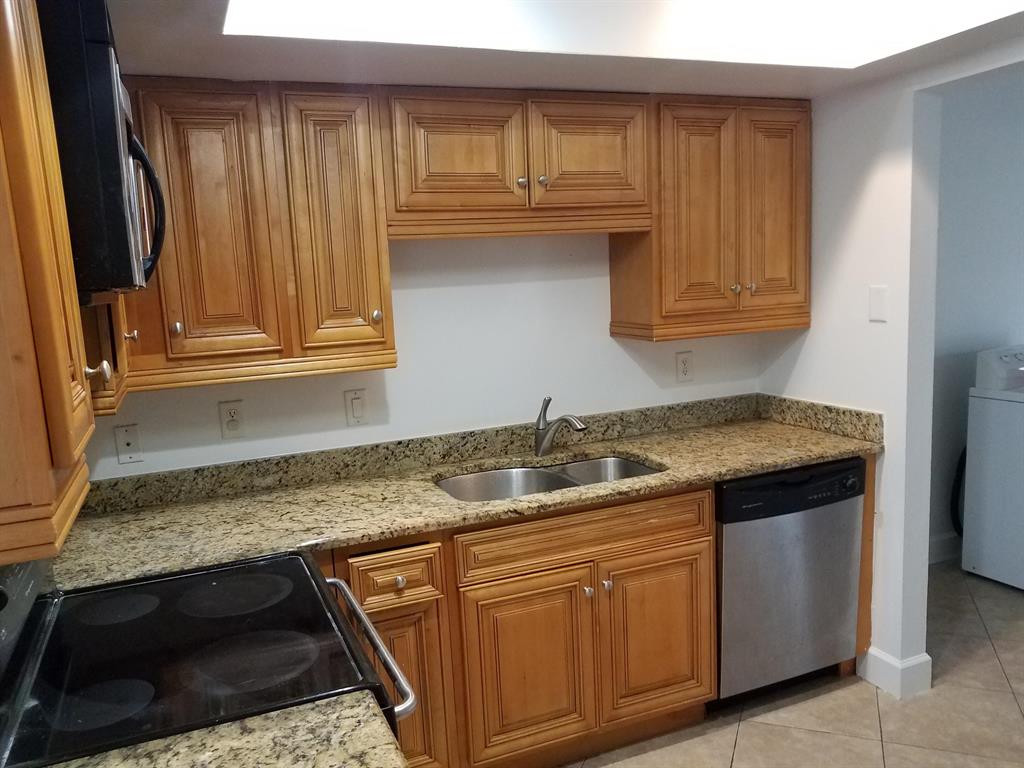 CYPRESS POINT - Residential