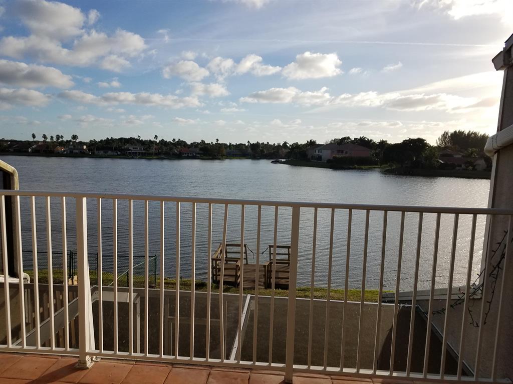 CYPRESS POINT - Residential