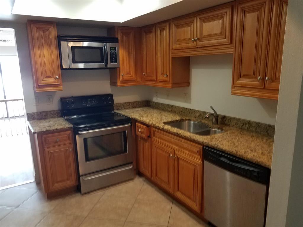 CYPRESS POINT - Residential