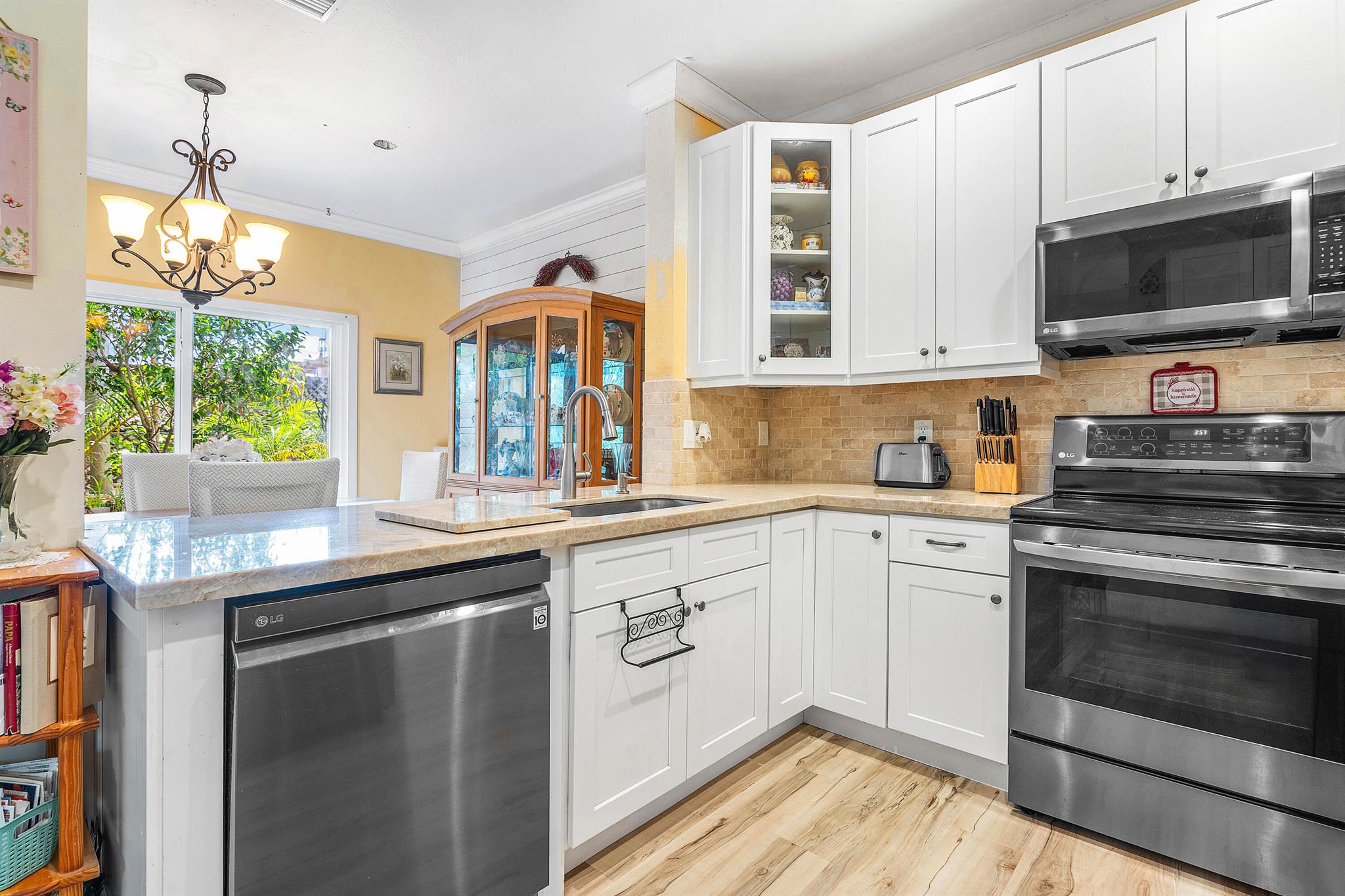 5404 E Pointe Villa Drive 5406
