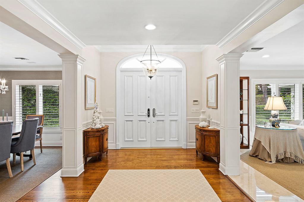 ROYAL PALM YACHT & COUNTRY CLUB - Residential