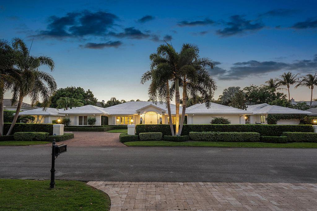 ROYAL PALM YACHT & COUNTRY CLUB - Residential