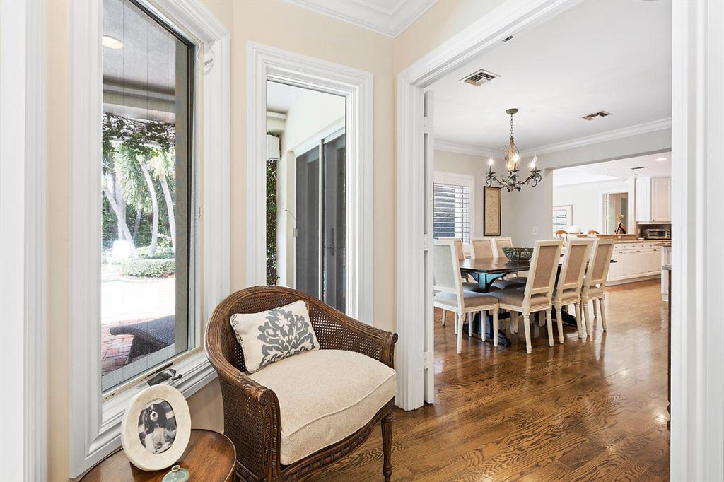 ROYAL PALM YACHT & COUNTRY CLUB - Residential