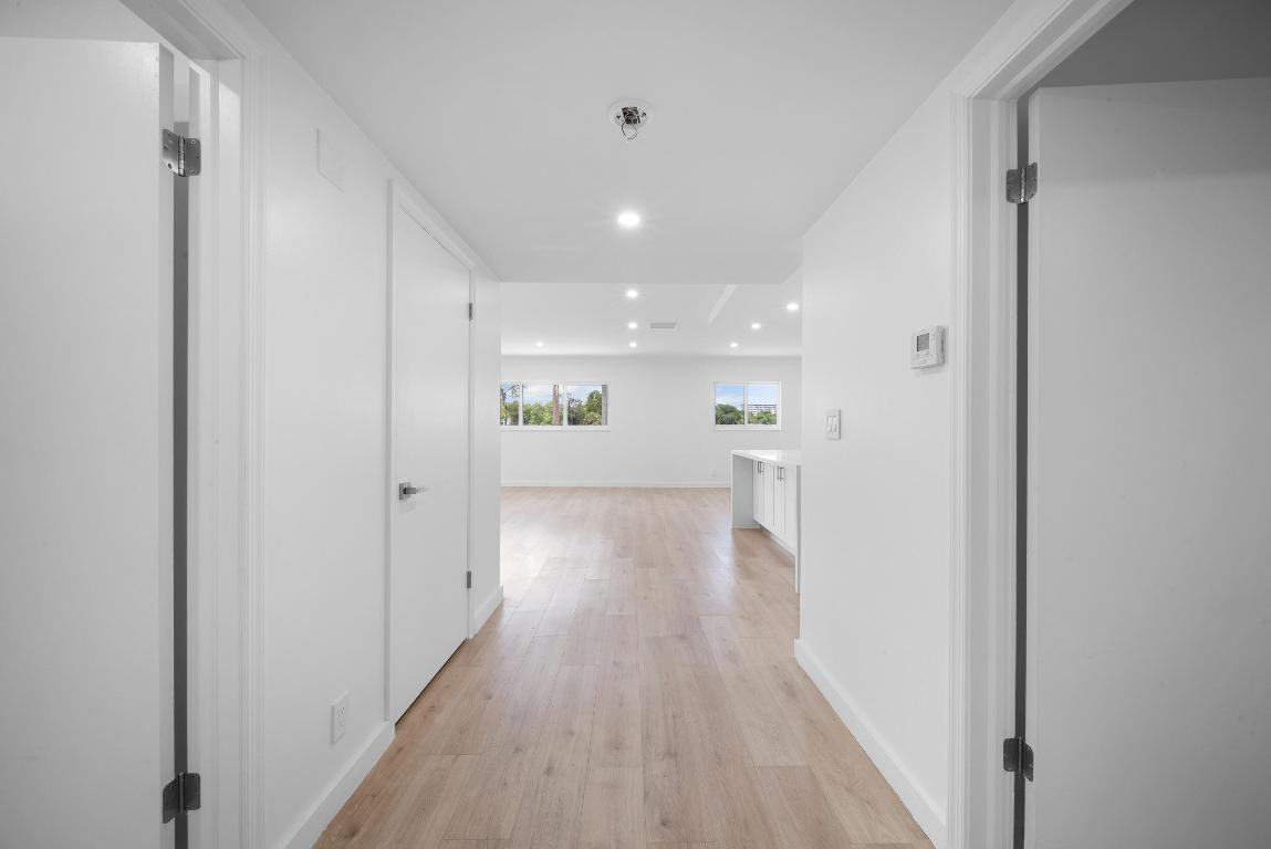 3011 N Palm Aire Drive