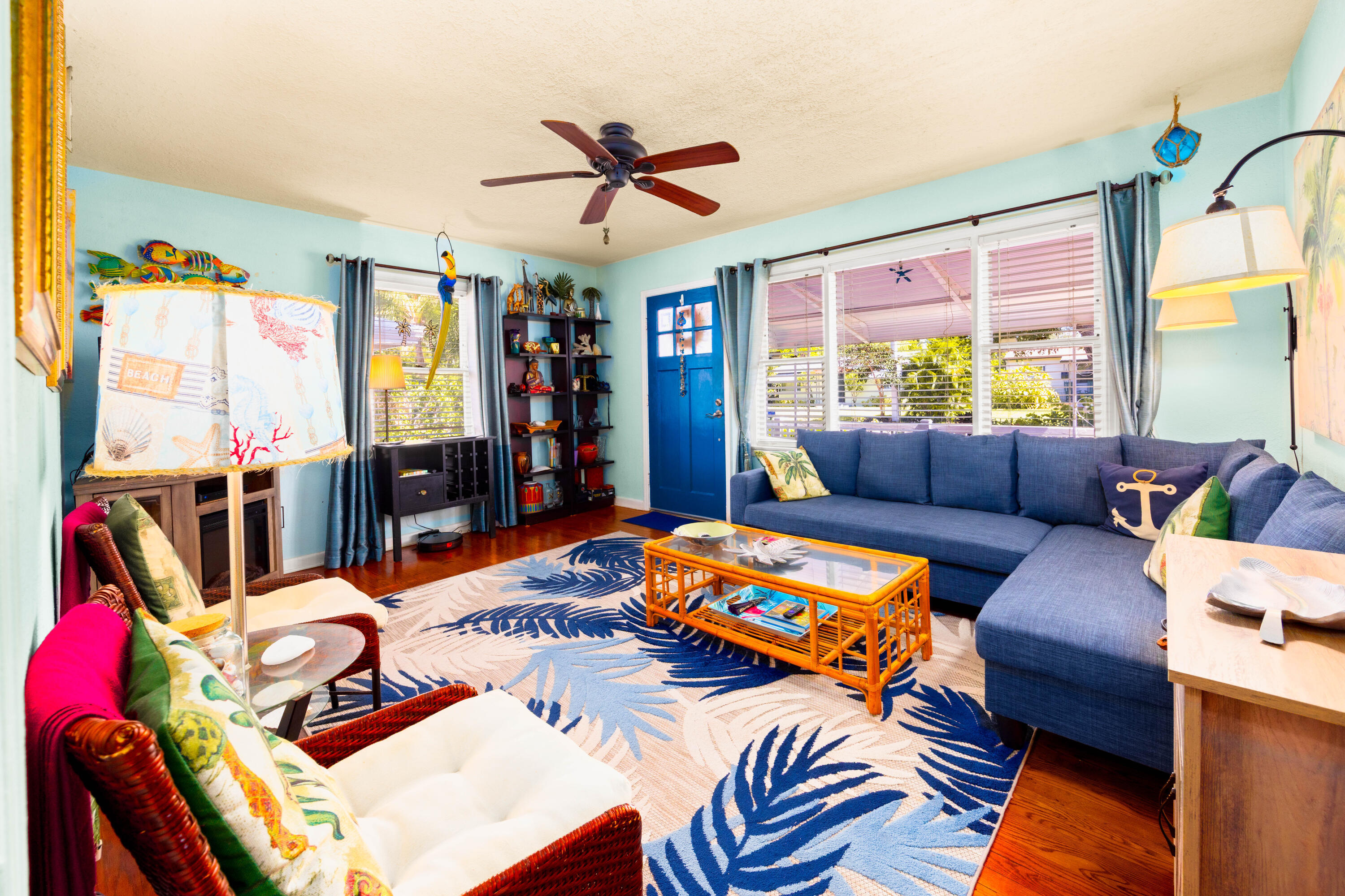 LAKE WORTH TOWN OF - Residential Lease