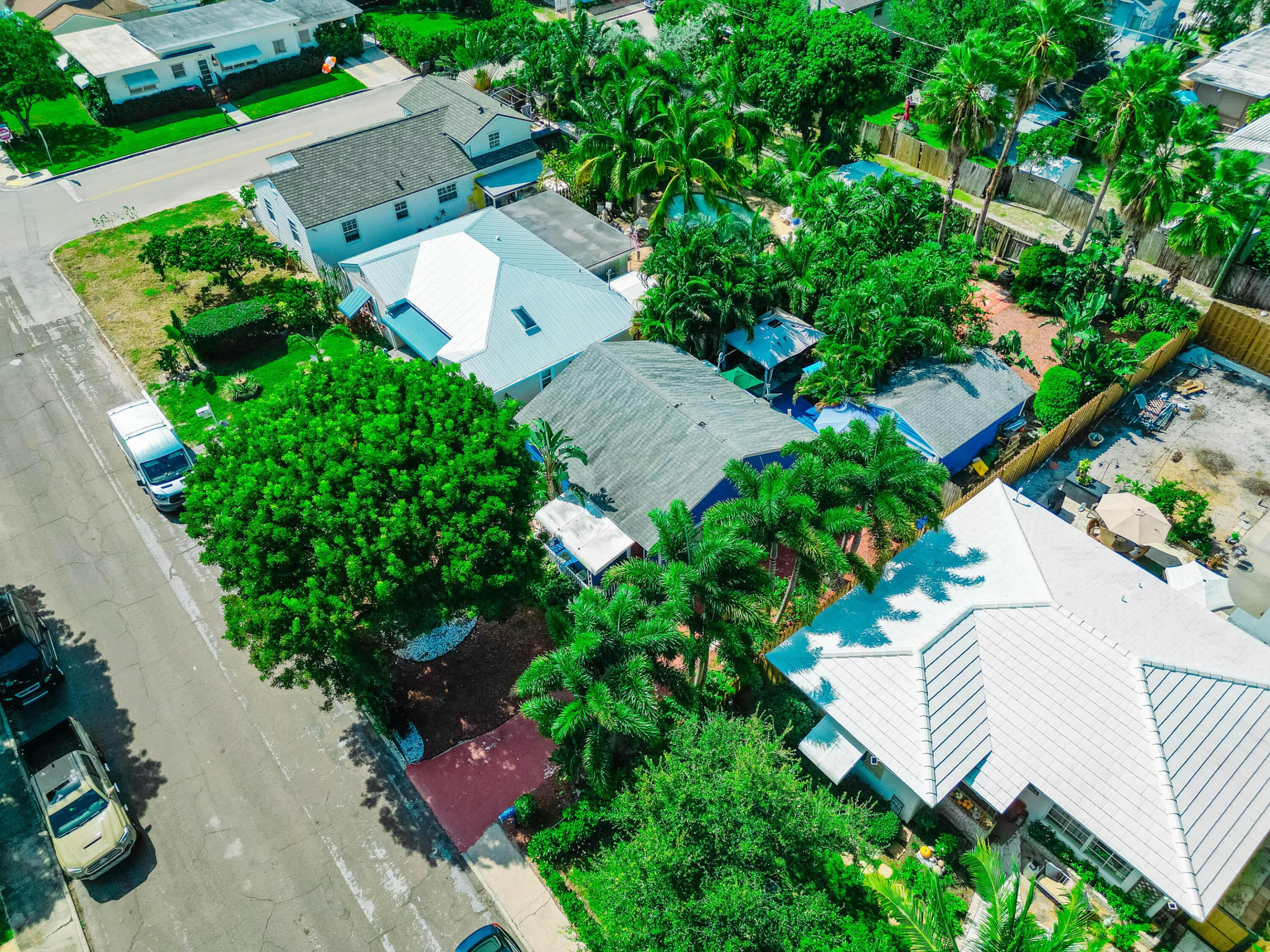 LAKE WORTH TOWN OF - Residential Lease