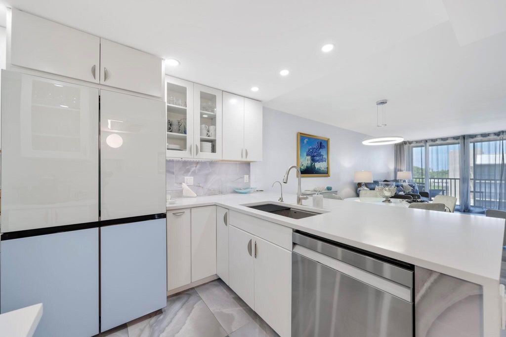 Photo of 12 Royal Palm Way #Unit 605, Boca Raton, FL 33432 (MLS # R11137039)