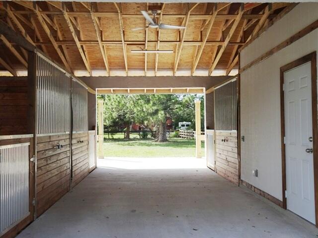 PALM BEACH LITTLE RANCHES - Residential Lease