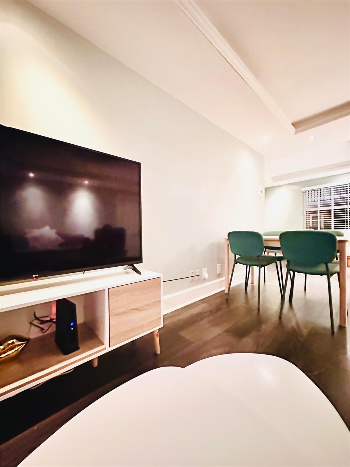 COLONIAL MANOR WEST APART - Residential Lease