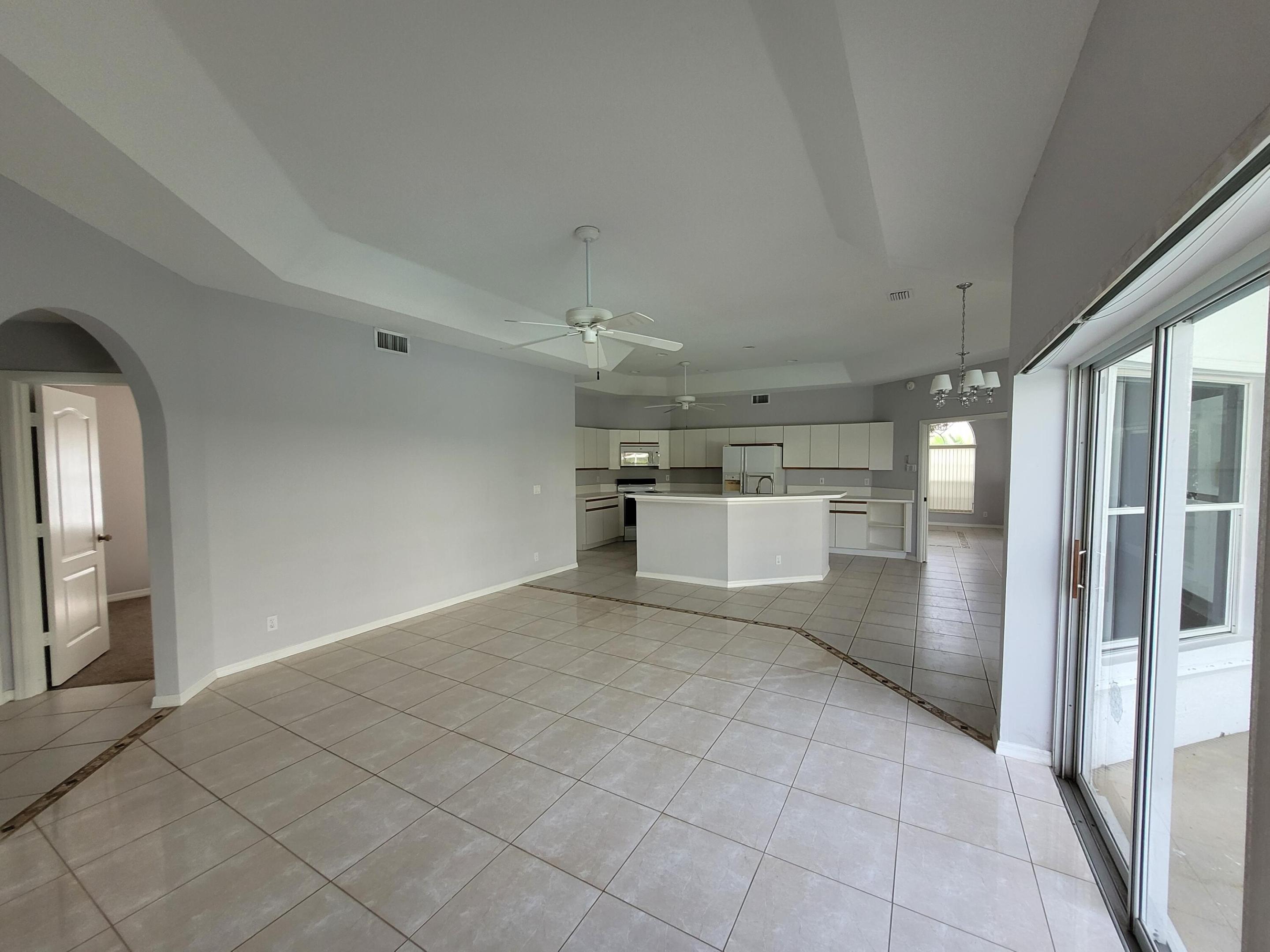 BOCA WINDS PAR D-1 - Residential