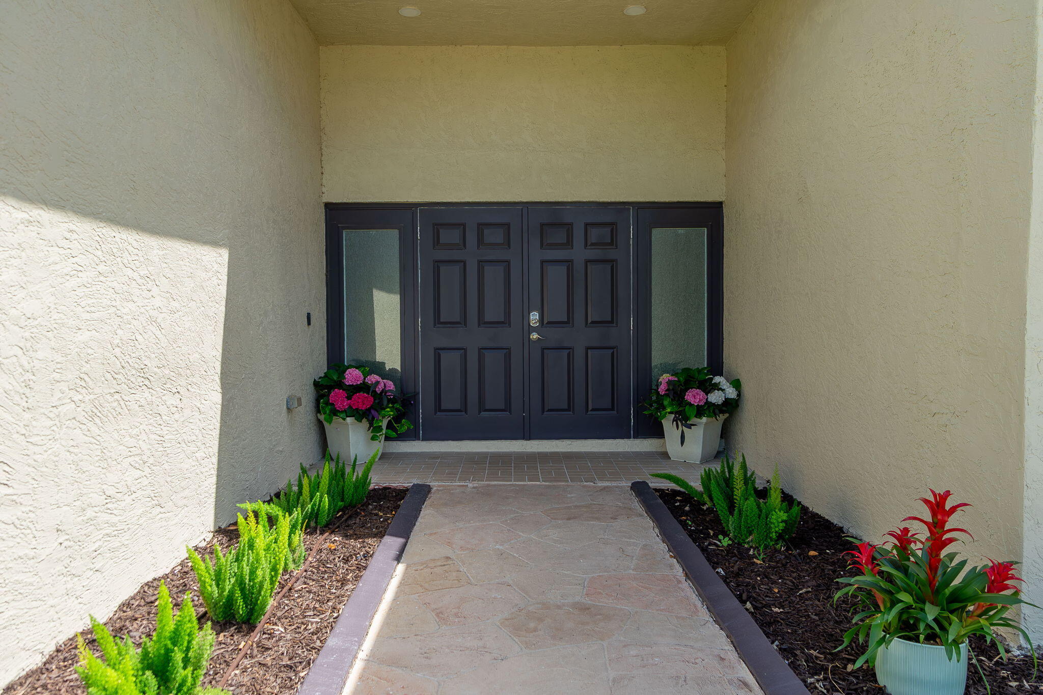 SUGAR POND MANOR OF WELLINGTON - Residential