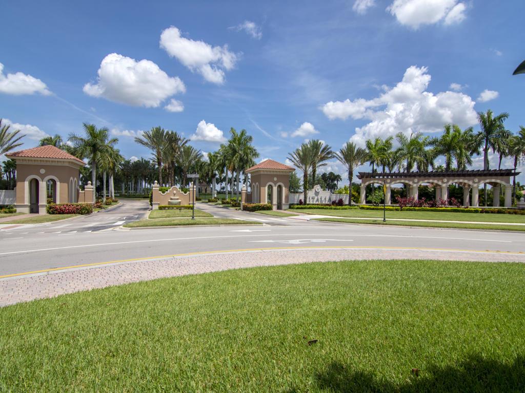 TRADITION PLAT NO. 77 - Residential