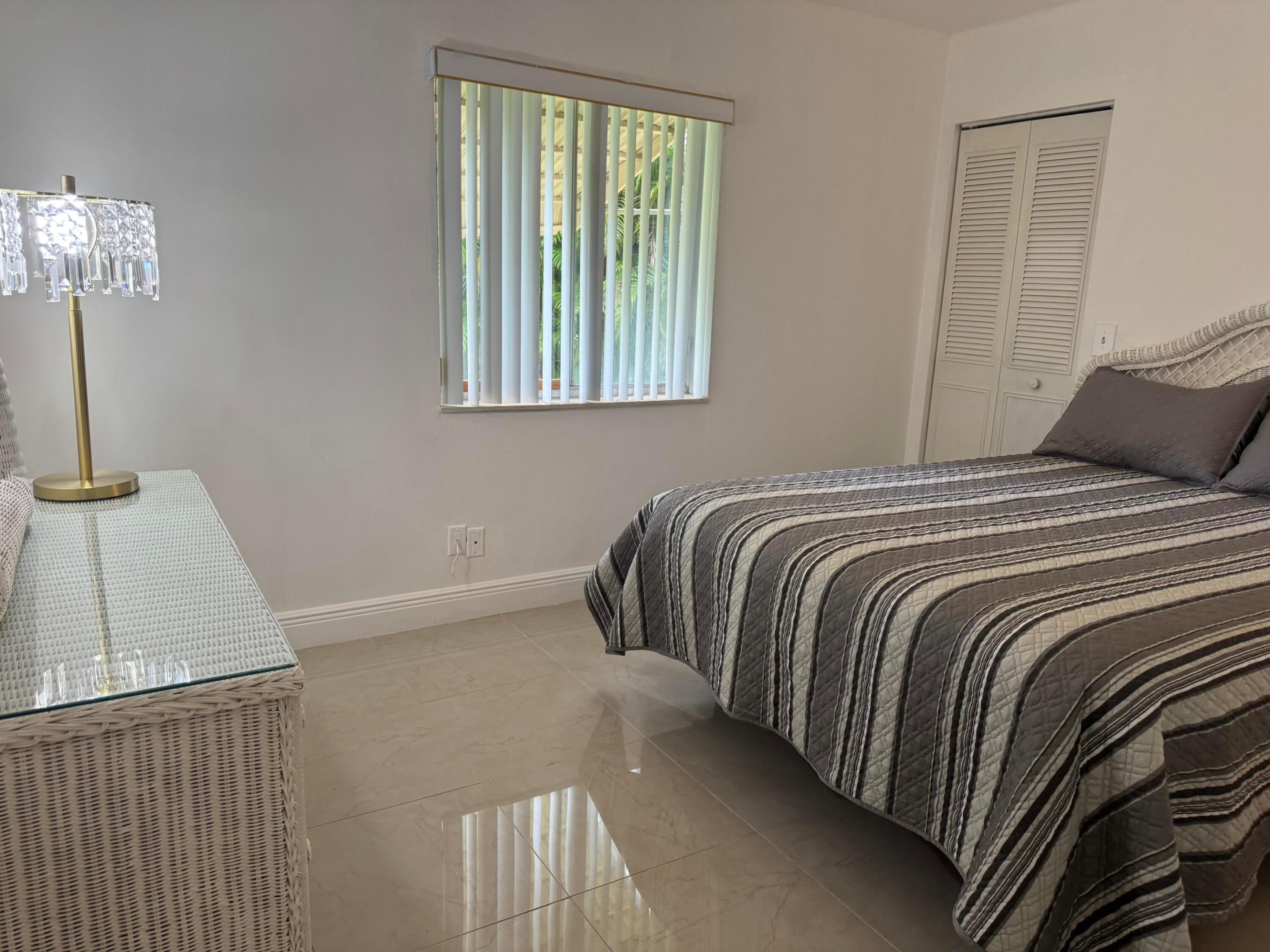 LA PINATA - Residential