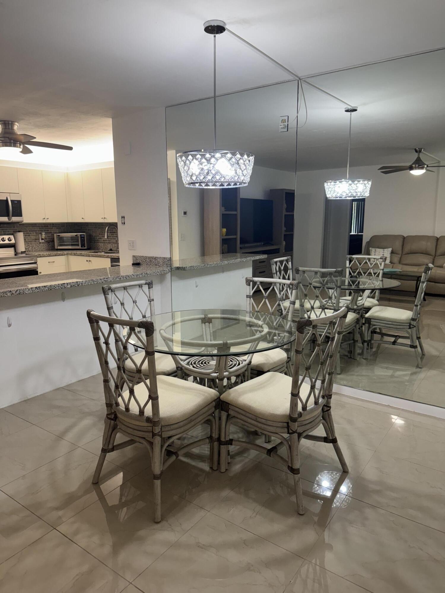 LA PINATA - Residential