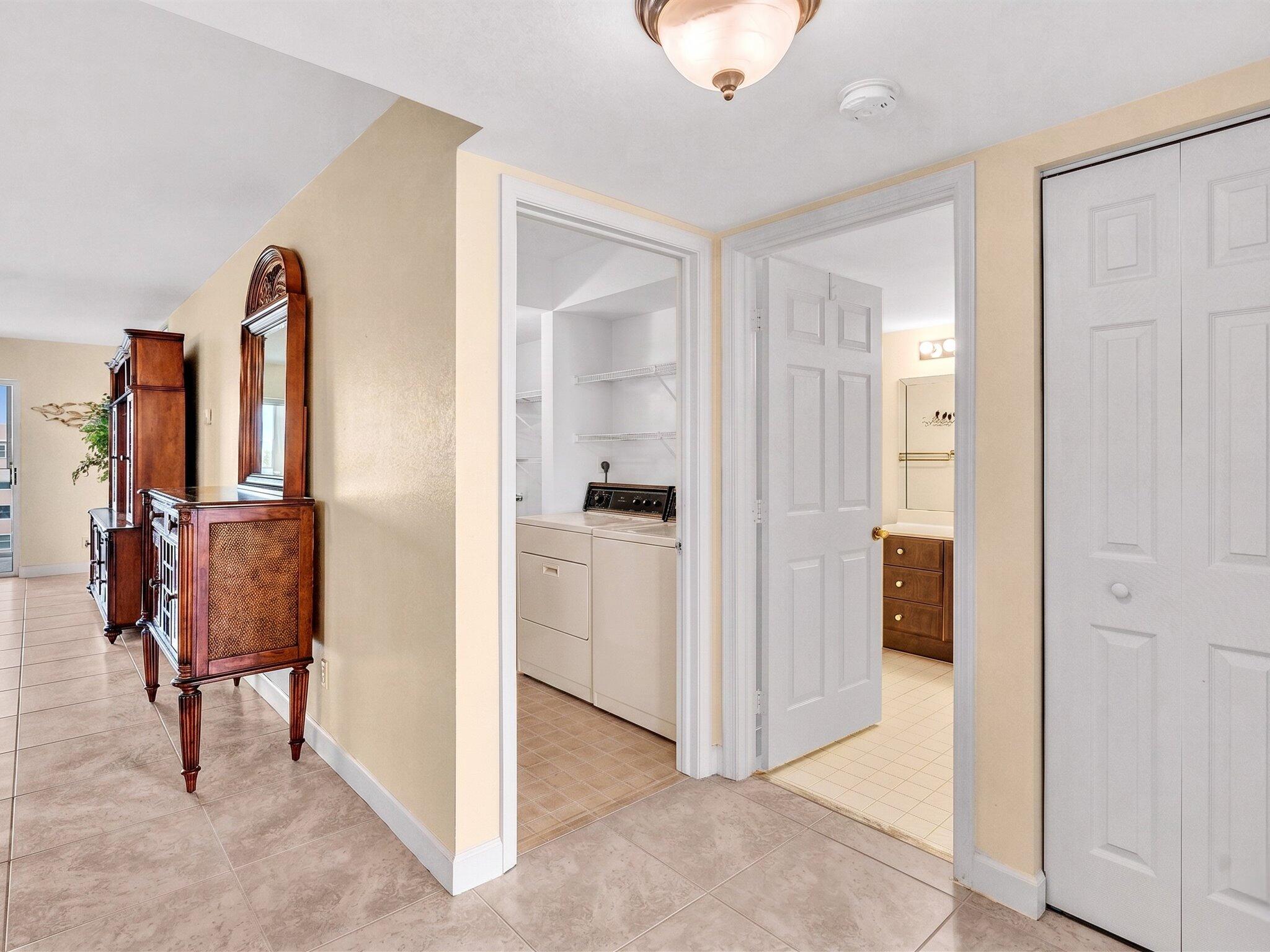 SUNRISE LAKES 188 CONDO - Residential