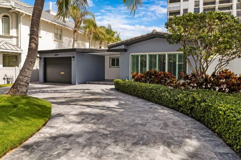 Tiny photo for 3319 NE 18TH Street, Fort Lauderdale, FL 33305 (MLS # B26054347)