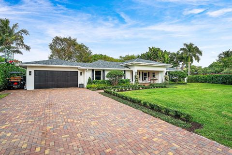 Photo of 917 SW 36th Court, Boynton Beach, FL 33435 (MLS # B26029306)