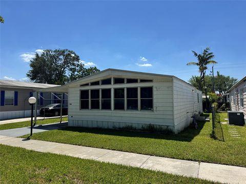 720 NW 214th Ave Pembroke Pines FL 33029