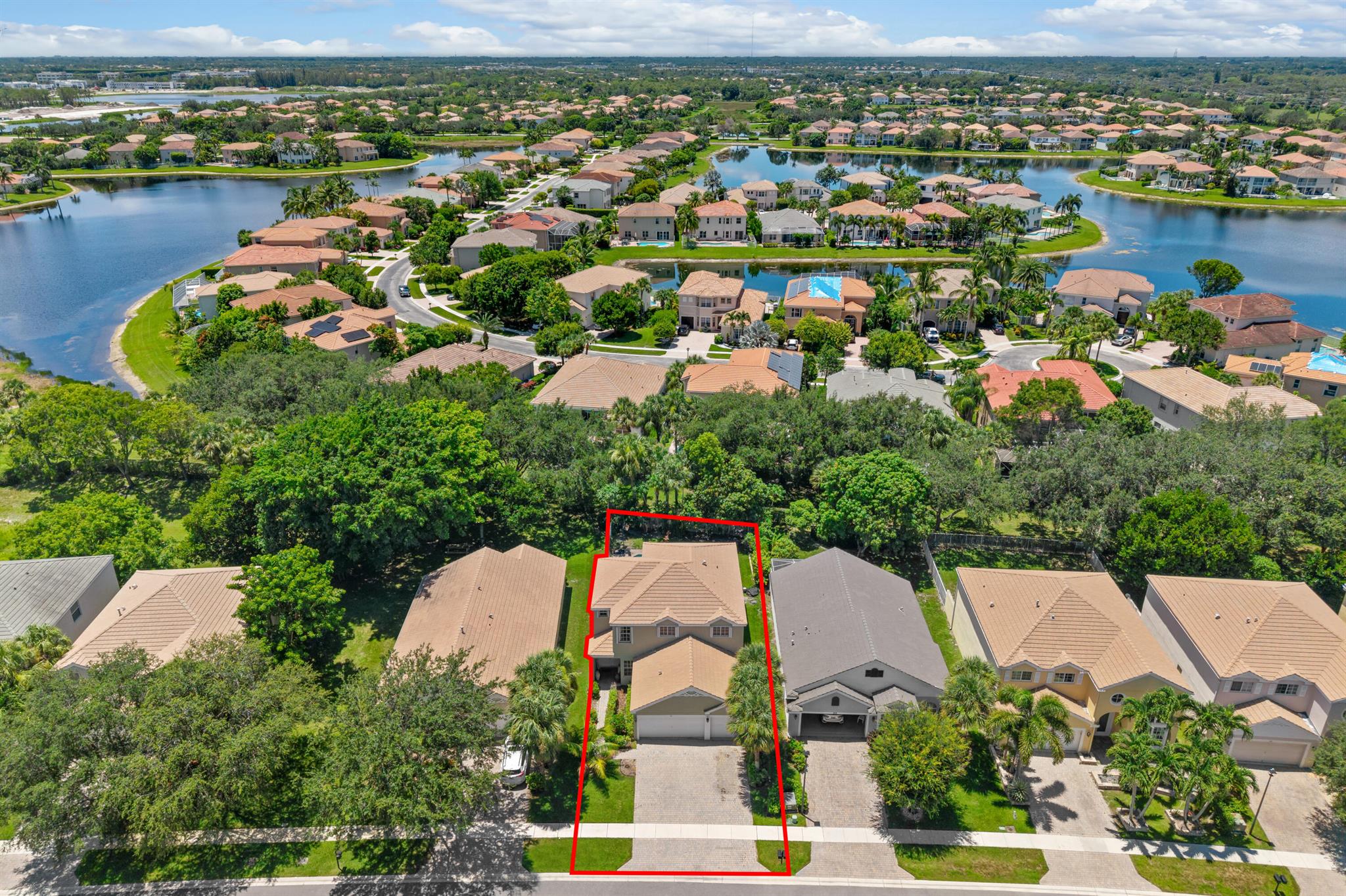 Discover this stunning 6-bedroom, 3-bathroom pool home with over 3,000 sq ft of living space! This spacious two-story home is located in a beautiful, well-maintained community with low HOA fees, just minutes from Wellington, FL. Features: Over 3,000 Sq Ft Private Pool 5 Bedrooms / 3 Bathrooms Open Floor Plan & High Ceilings Located in a Quiet, Desirable NeighborhoodRoyal Palm Beach - Close to top-rated schools, shopping, dining, and Wellington Mall.